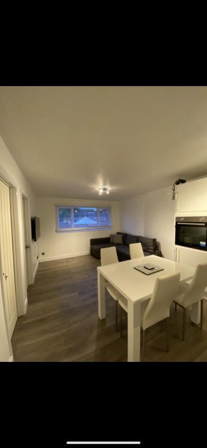Apartment Modern 2 Bed & Free Parking *